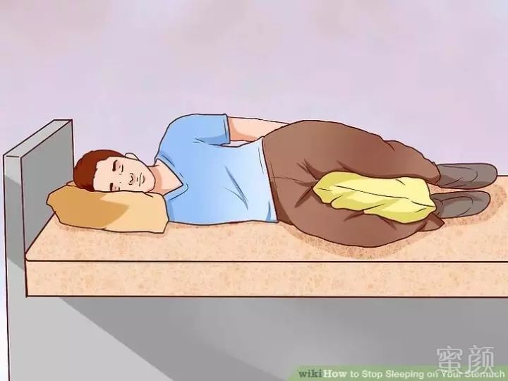 仰卧如何防止僵硬/《how to stop sleeping on your stomach》
